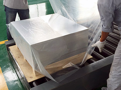 Imballaggio in lamiera di alluminio anodizzato bianco